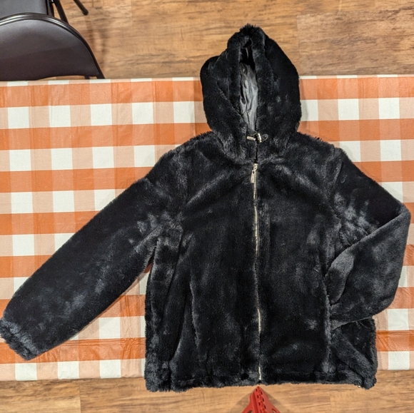 Jou Jou solid black plush faux fur oversized fit hooded coat - Picture 6 of 9